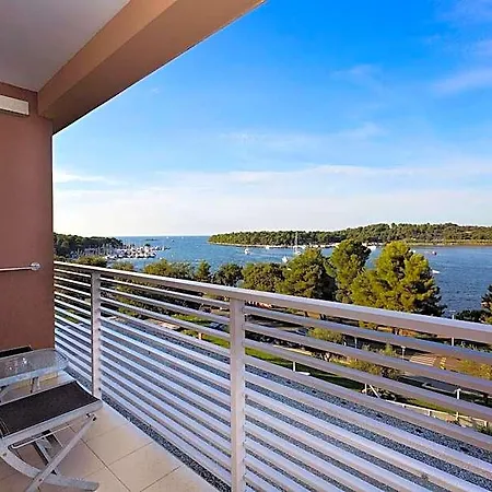 Molindrio Plava Laguna Hotel
