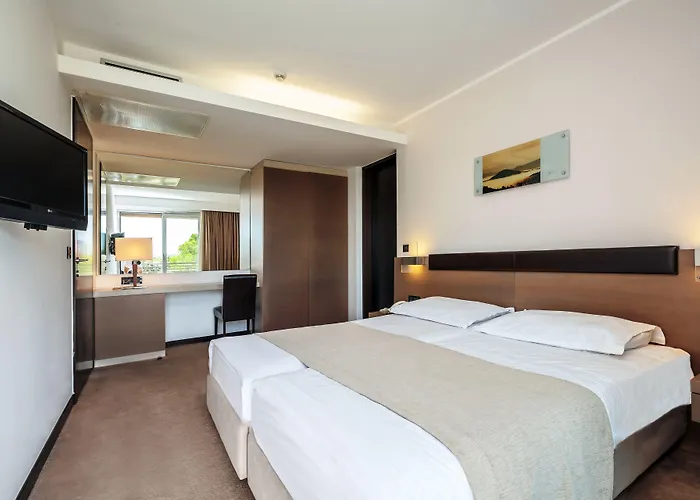 호텔 Molindrio Plava Laguna 포레치