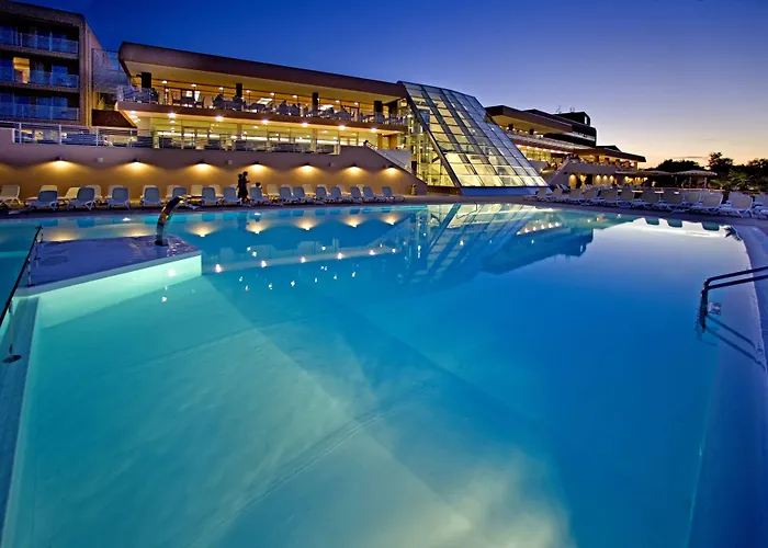 Отель Molindrio Plava Laguna Пореч