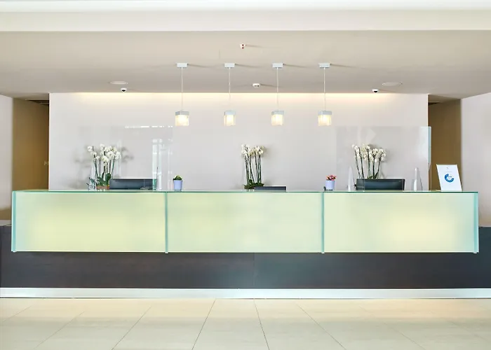 호텔 Molindrio Plava Laguna 4*