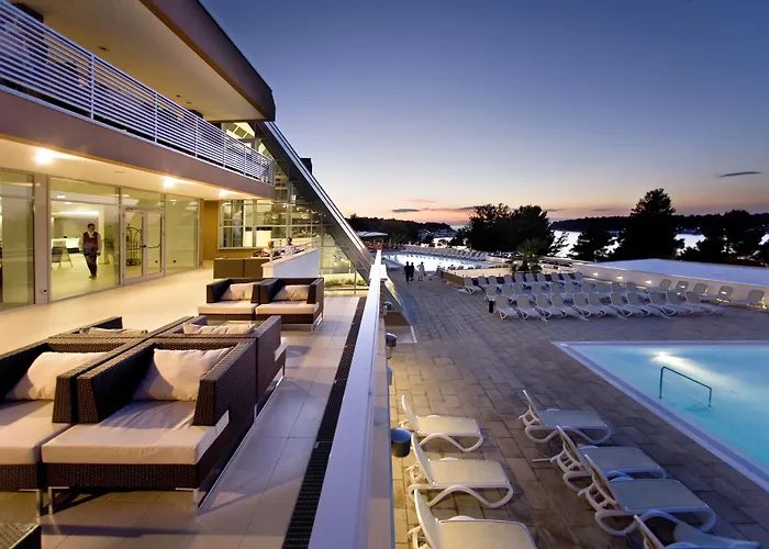 호텔 Molindrio Plava Laguna 포레치