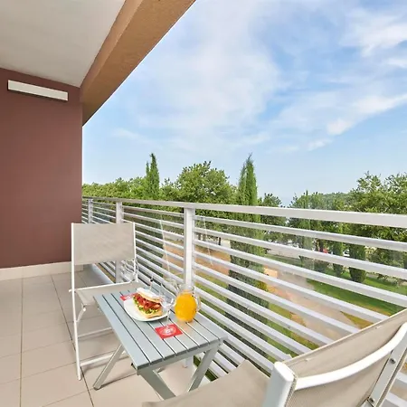 Molindrio Plava Laguna 호텔 4*