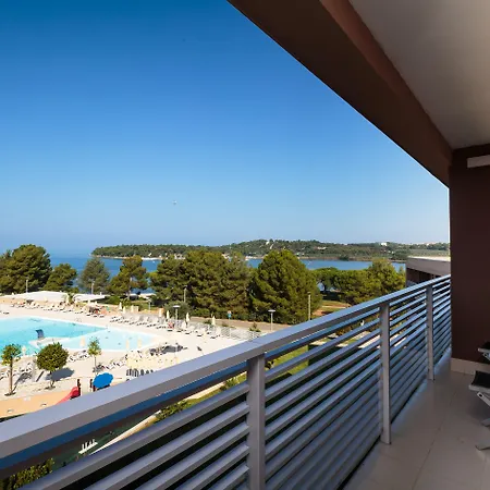 Molindrio Plava Laguna 호텔 4*