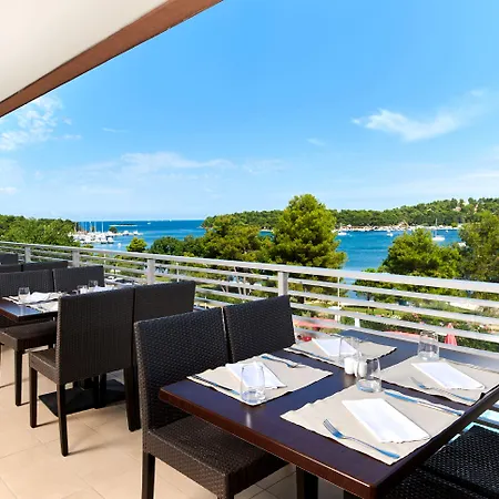 Molindrio Plava Laguna 호텔 4*