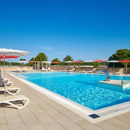 호텔 Molindrio Plava Laguna 4*